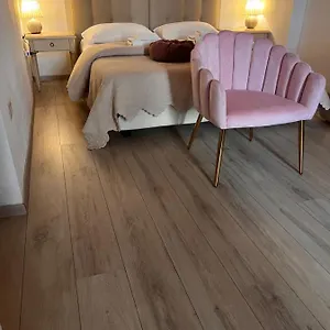Louis Guest house
